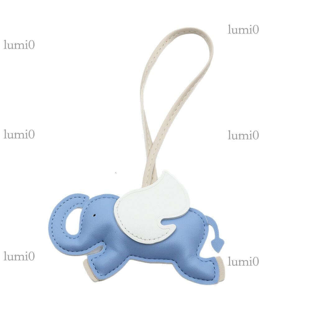 Mascot Dumbo PU Leather Pendant Creative Cute Cartoon Elephant Stuffed Bag Charm Car Keychain