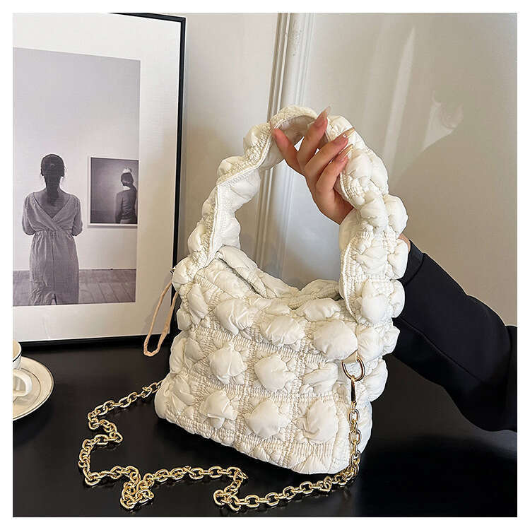 Korean New Cloud Women's 2023 Casual Shoulder Fashion Bubble Pleated Down Jacket Underarm Bag
