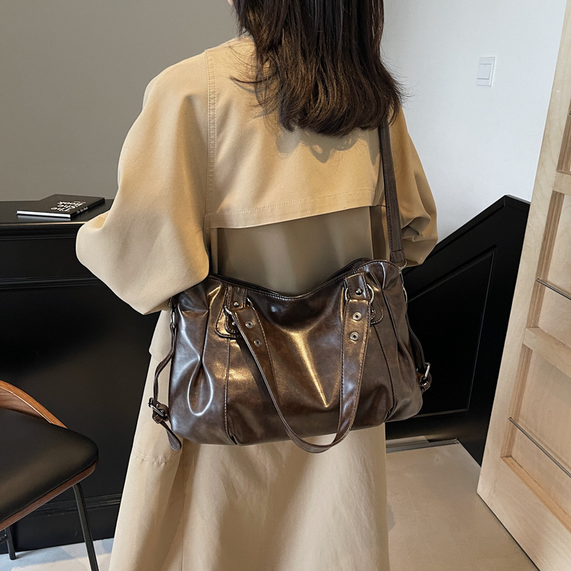 Free Shipping Designer Large Capacity New Zipper Women's Handbag Versatile Solid Color Shoulder Crossbody Bag Bucket Bag Luxury Casual Shopping B