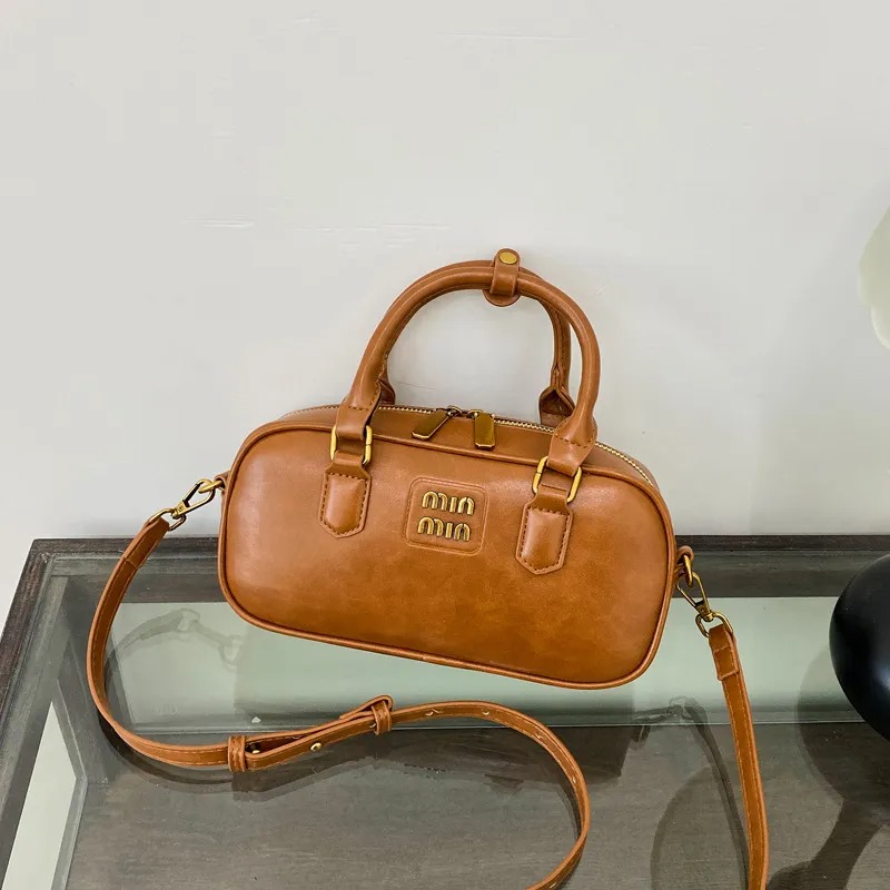 Designer bag 2025 new luxury tote bagShoulder Bags handbag classic small square bag fashionable high-quality multifunctional handbag street essential 