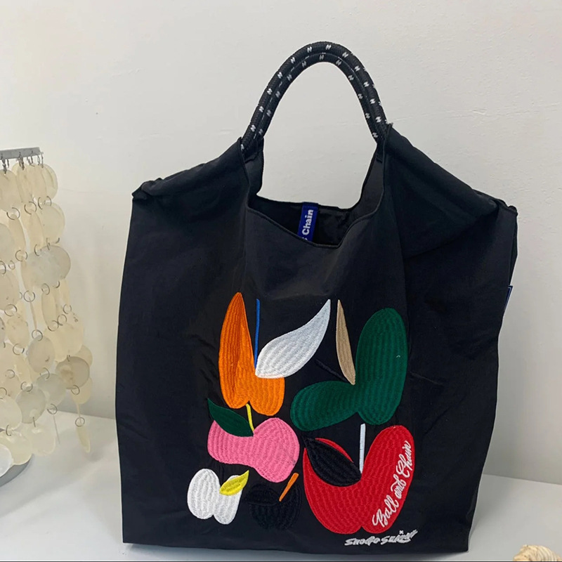 Ins Style Tote Women New Large Capacity Nylon Handbag for Class Commuting Shopping Bag