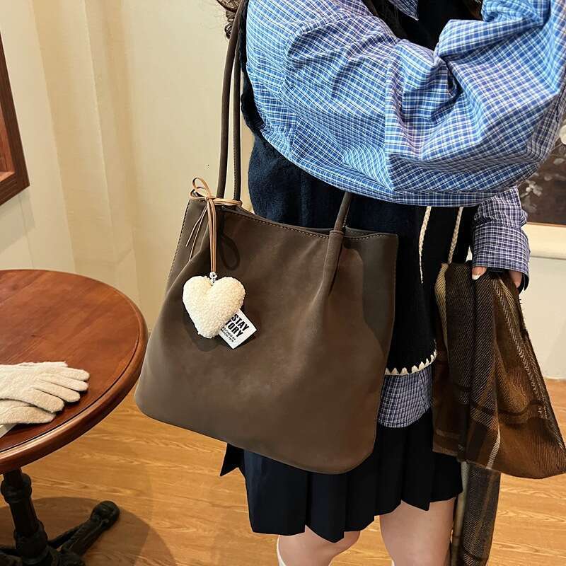 Suede Underarm for Women 2025 New Large Capacity Matte Bucket Korean Style Simple Versatile Shoulder Bag