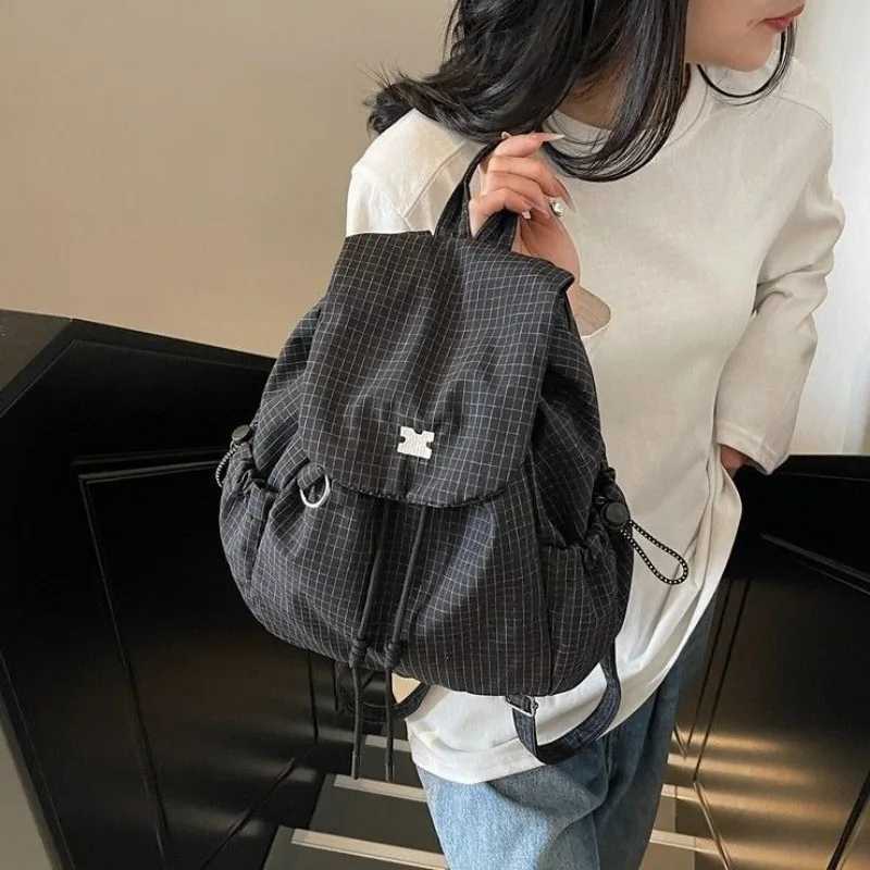 2025 New Womens Split Type Grid Canvas Mountaineering Bag College Double Shoulder Casual Backpack Single Shoulder Bucket Bag XJ250814