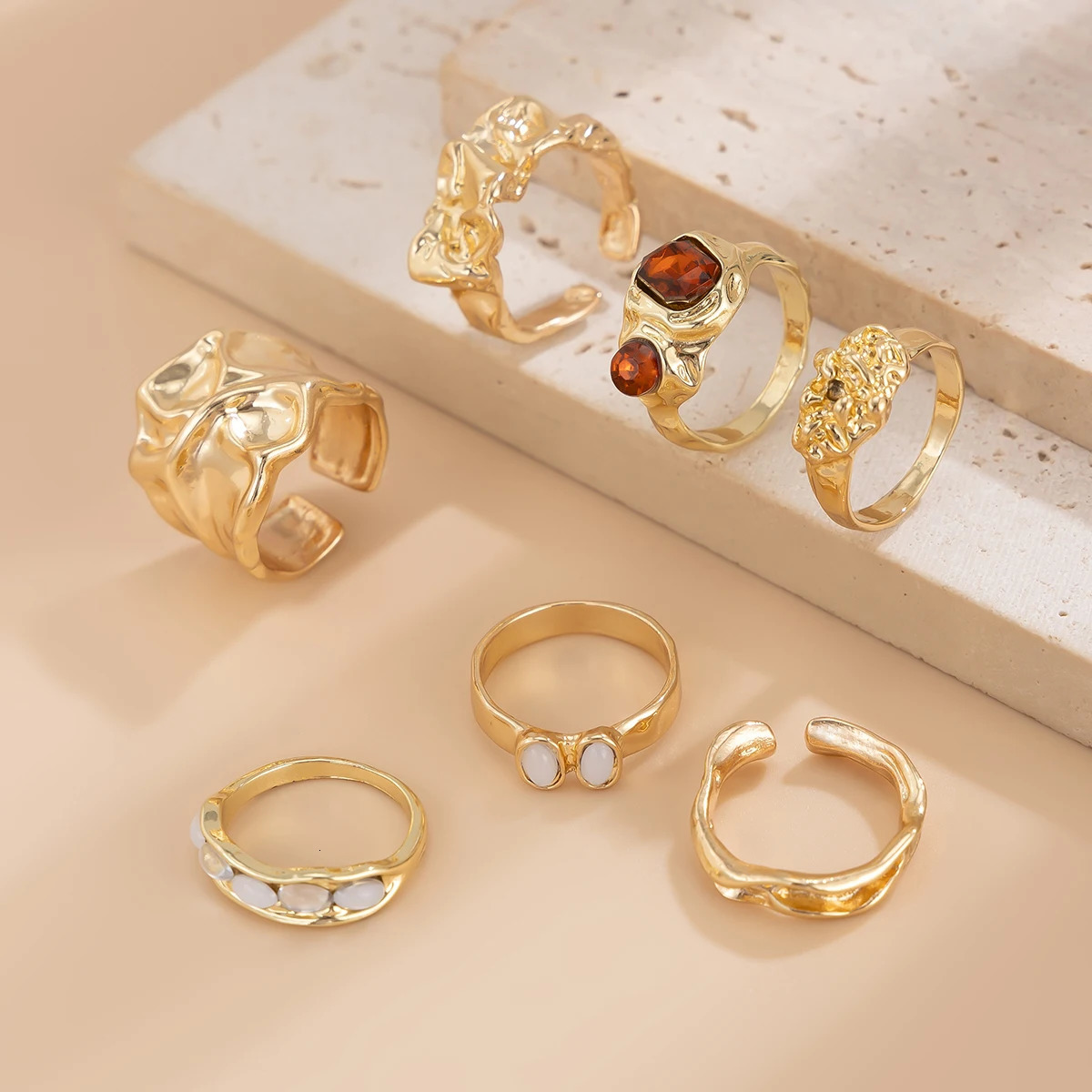 Ingemark 7Pcs/Set Vintage Irregular Folded Surface Open Rings for Women Goth Red Rhinestone Finger Rings Wed Bridal Jewelry Gift 250811