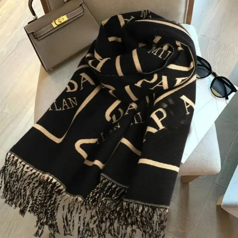 Designer Scarf Wool Scarfs Winter Autumn Spring Scarf fashion Men Women Luxury Warm Classic Letter pattern