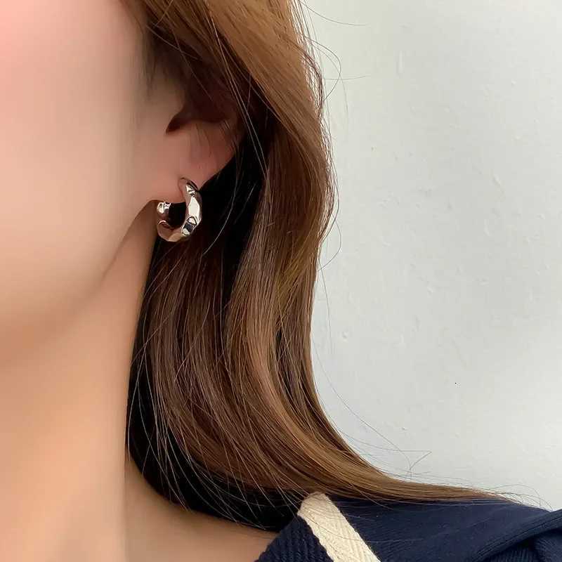 LATS New Design Trend Retro Geometric Hoop Earrings for Women Irregular Light Luxury Simple Circle Earrings Fashion Jewelry Gift XJ250814