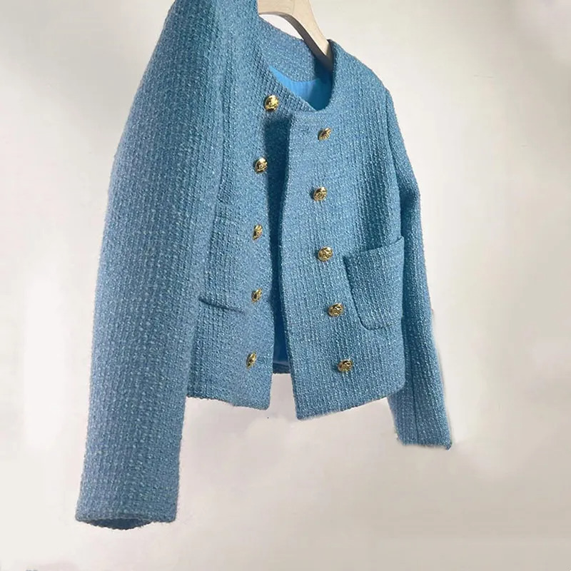 Autumn Winter New Design Textured Double-Breasted Short Elegance-Style Coat for Women in Tweed by Sun Yi and Ju Jingyi