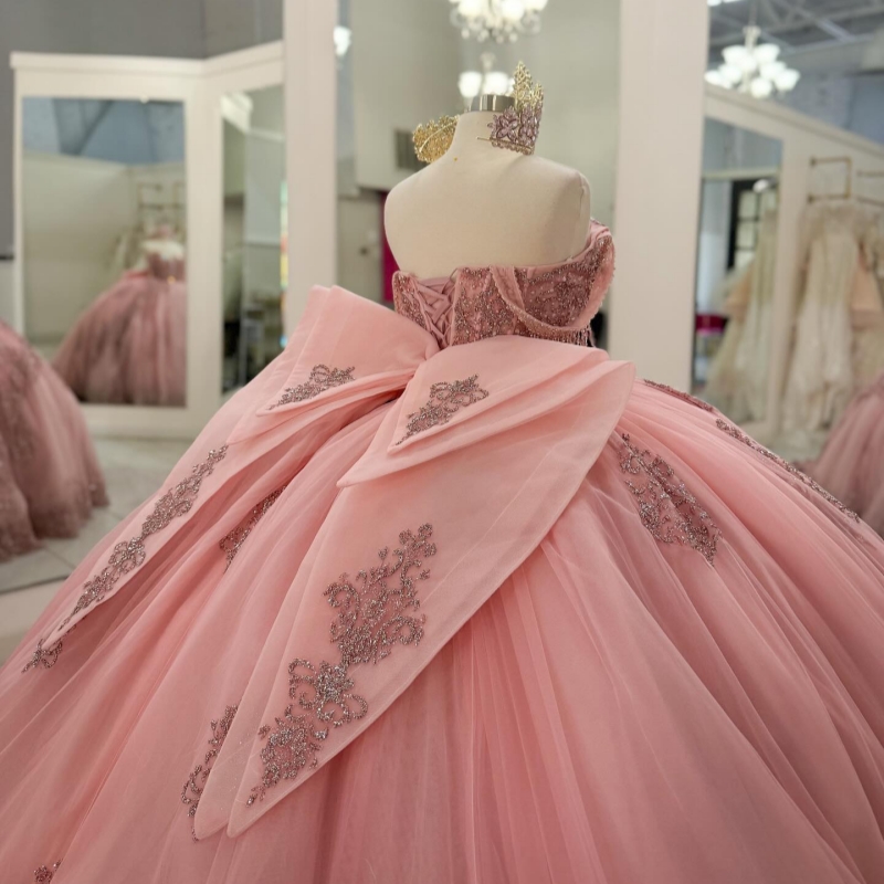 Pink Shiny Quinceanera Dresses Off The Shoulder Sequin Applique Lace Beading Bow Tull Party Birthday Ball Gown Vestidos De 15 Anos Sweet 16 Dress