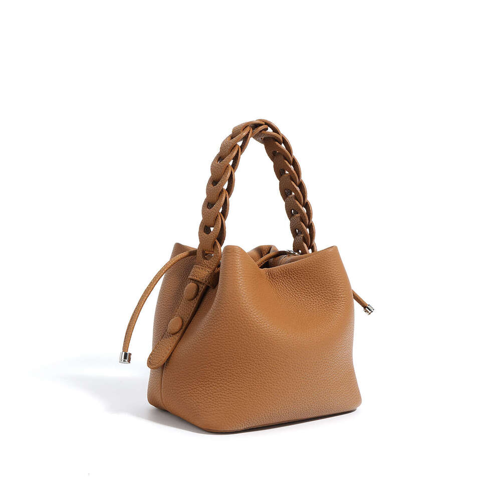 New Top Layer Cowhide Bucket Bag Spring Model Textured Genuine Leather Commuter Versatile Shoulder Crossbody Elegant Handbag