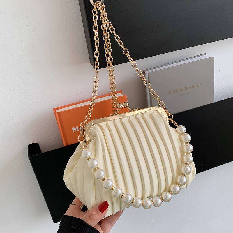 2060 High-End Pearl for Women Spring Summer 2025 NEW free shipping New Fashion Chain Versatile Crossbody Shell Bag
