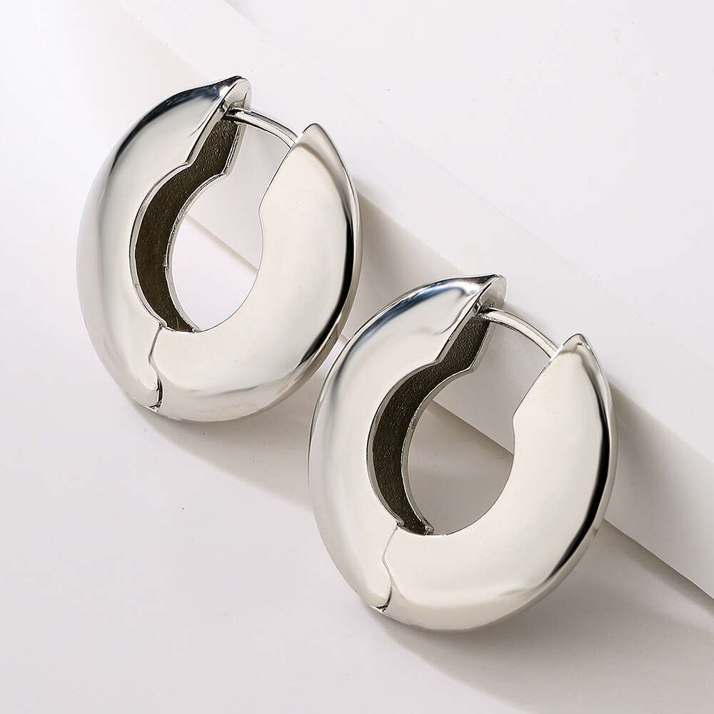 Designer Hot-Sell for Women Fashion Simple Hoop Jewelry Copper Gold-Plated Plain Personality Earrs