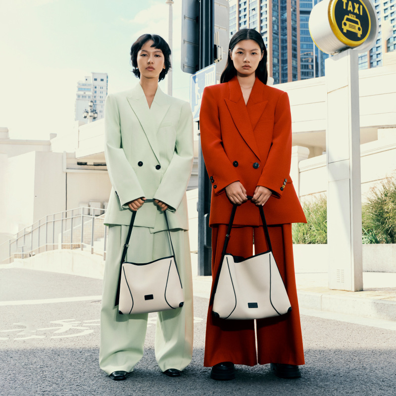 2025 New Hobo Bag Designer Crossbody Bag Commuter Handbag