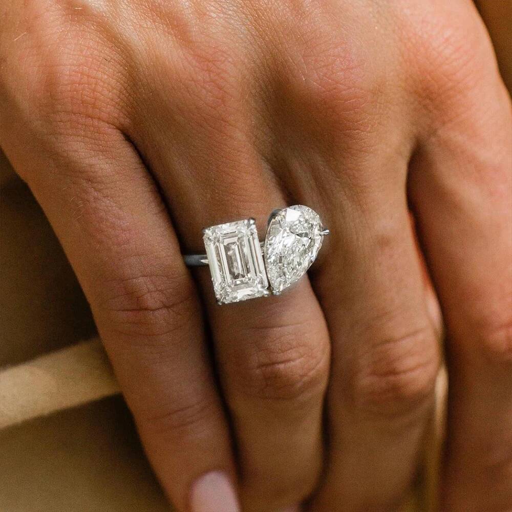 BXINY 4CTTW Emerald Pear Cut Moissanite Rings 925 Sterling Silver for Women 2-Stone Lab Diamond Wedding Band Gift Fine Jewelry