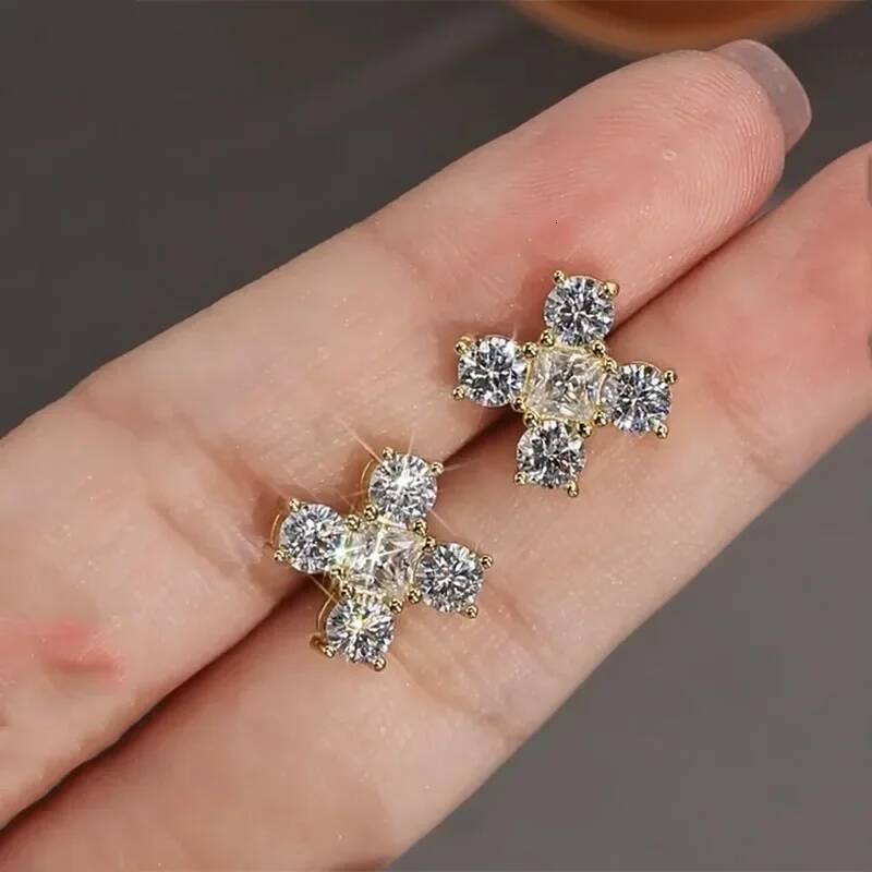 NKHOG Moissanite Stud Earrings 925 Sterling Silver 18K Gold Plated Sparkling Cross Diamond Ear Studs Women Jewelry Gift with GRA