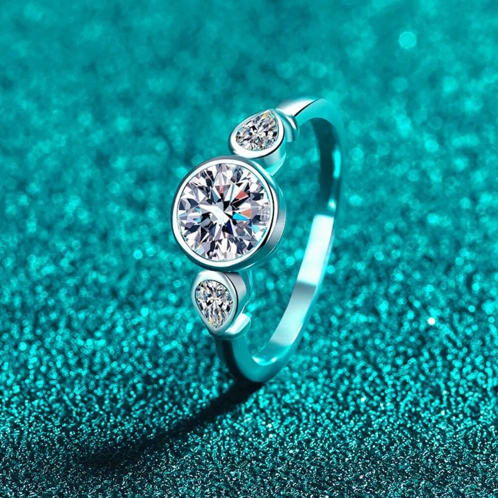 NKHOG 1.6CTTW Moissanite Bubble Rings Women S925 Silver 3-Stones Design Wedding Band 18K Plated Pass Test Jewelry GRA Wholesale