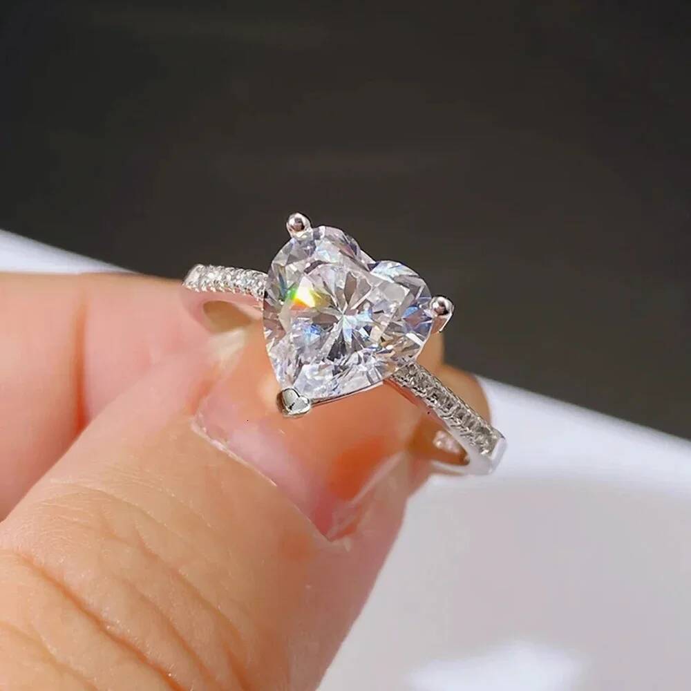 1/2carat Heart Cut Moissanite Engagement Rings for Women 100% 925 Silver D VVS1 Lab Diamond Promise Wedding Ring with Certficate