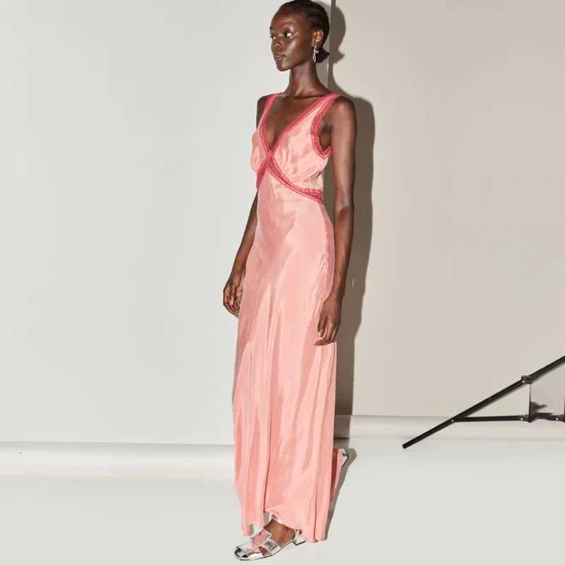 Womens Sleeveless Dress Deep V Neck High Waist Long Dress Casual Street Ele Sexy Evening Party Dress for Festivals XJ250814