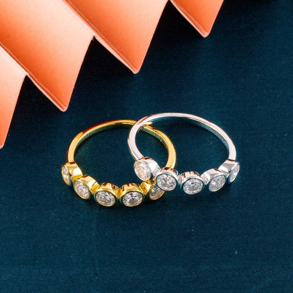 3mm 4mm Round Brilliant Cut Bezel Set Moissanite Engagement Rings for Women 5 Stone Diamond Wedding Band Jewelry S925 Silver GRA