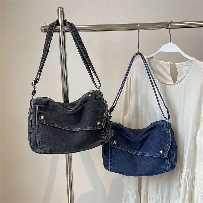 2025 Bags Designer Women New Niche Geometric Pillow Fashion Denim Crossbody Single Shoulder Underarm Bag