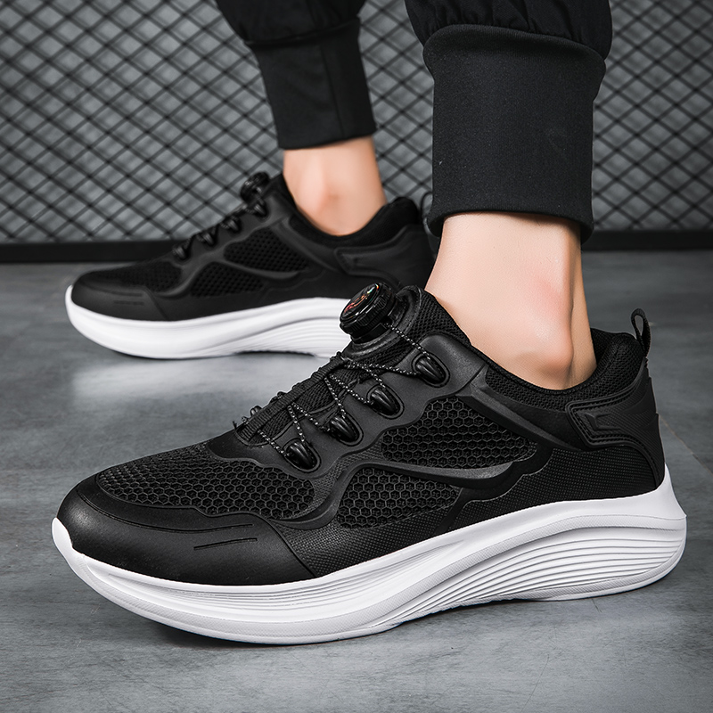 Stylish Work Boots Combining Lighess and Durability: Perfect for Active Outdoors