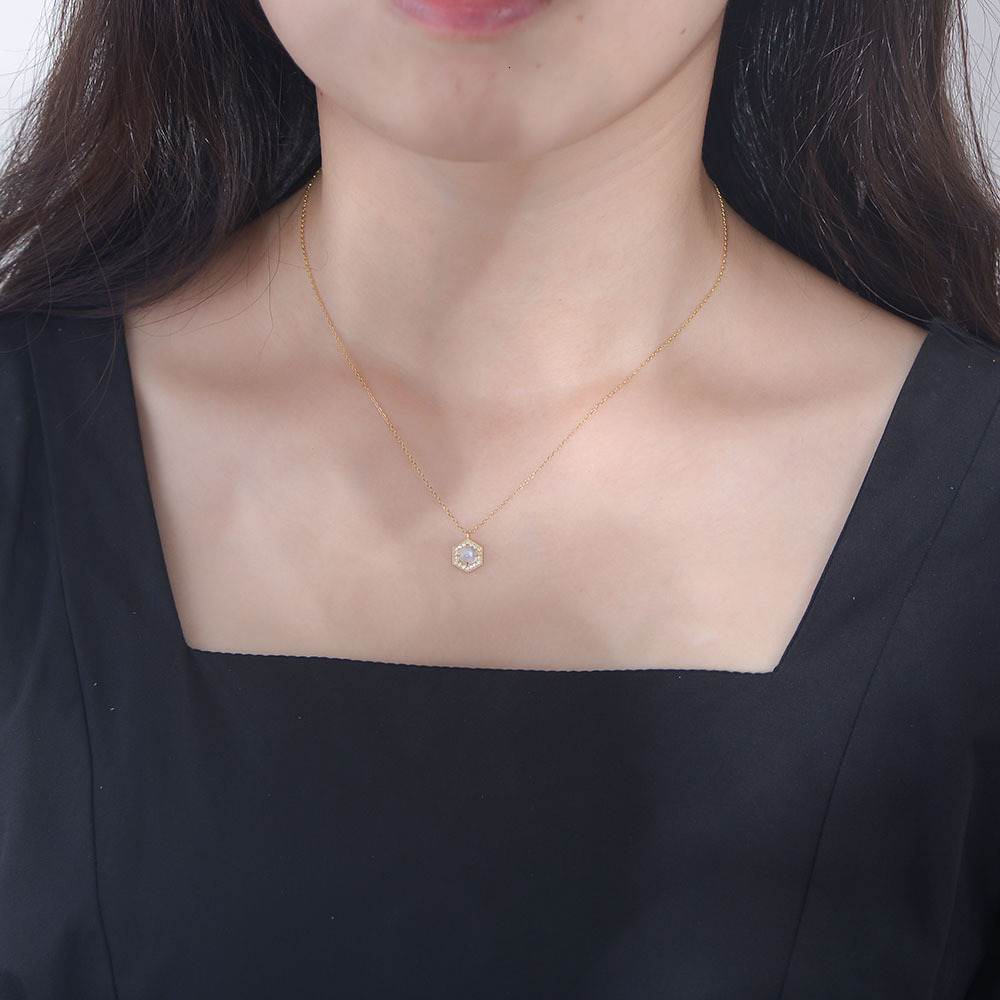 Ins Style Simple Geometric Hexagon Natural Moonstone Pendant Necklace for Women High-end Clavicle Chain