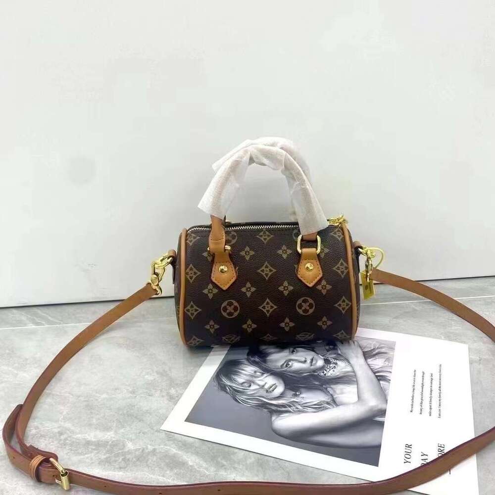 DHessentials Trendy Pillow Boston Bag - Mini Crossbody Shoulder Bag for Women, Fashionable Oval Purse with Contrast Stitching (3 Colors)