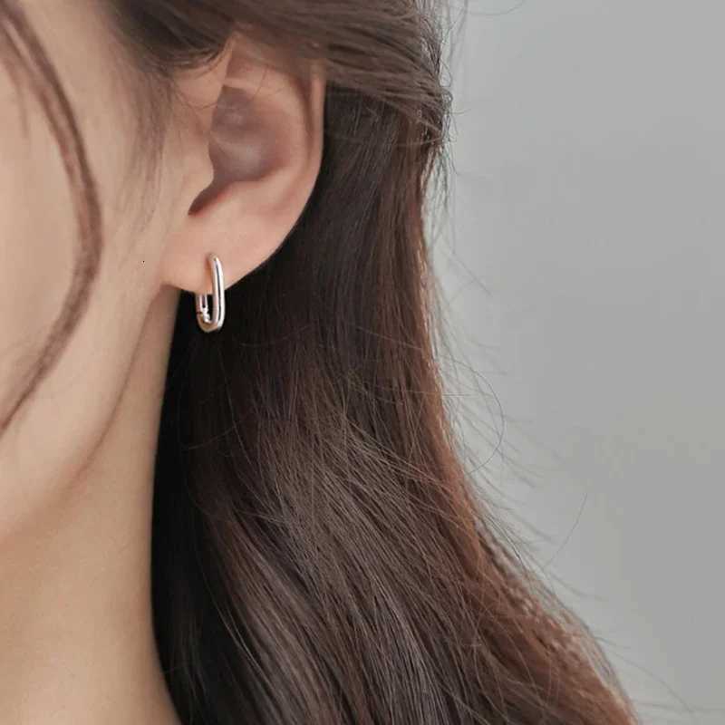 100 Fashion France Style Hoop Earrings Silver Color Vintage Handmade U-She Circle Trend Jewelry Gifts Accessories Wholesale XJ250814