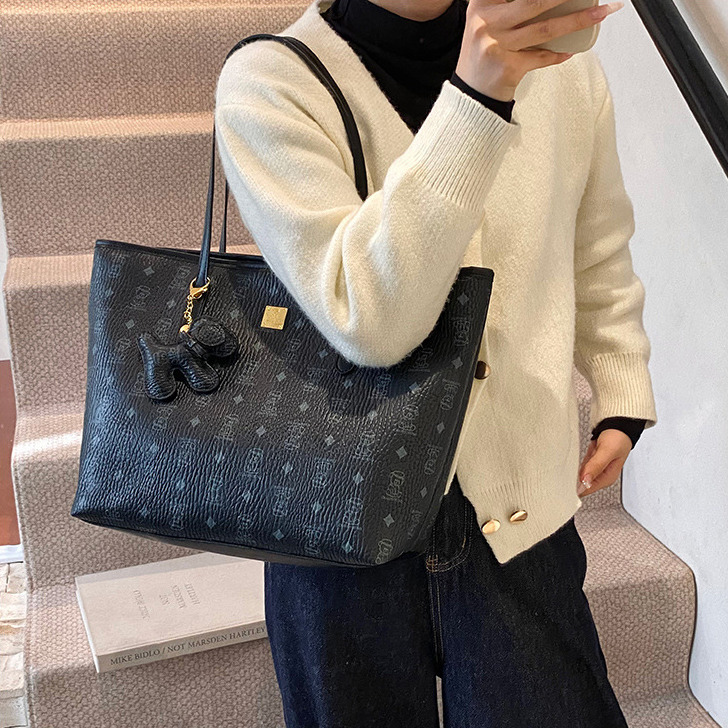 Free Shipping Designer Luxury Women's Handbag Large Capacity Retro Tote Bag Letter Versatile Shoulder Bag Office Shopping Commuting Leisure Bag