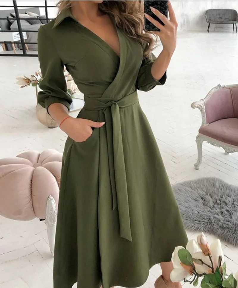 Women Print Dress Sexy V-Neck Bat Sleeve Ruffle Flowers Print Bohemian Beach Sundress Ladies Loose Summer Vacation Mini Dresses XJ250814