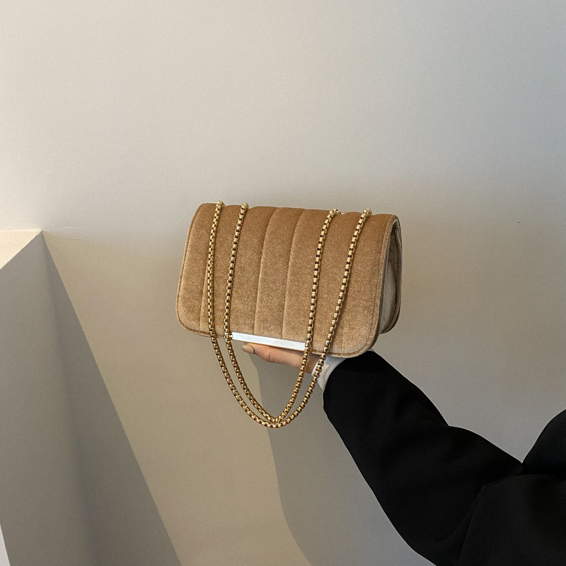 Luxury Brand Designer Bag Casual Commuting Single Shoulder Crossbody Bag For Women 2023 Spring New Fashion Simple Chain Small Square Bag