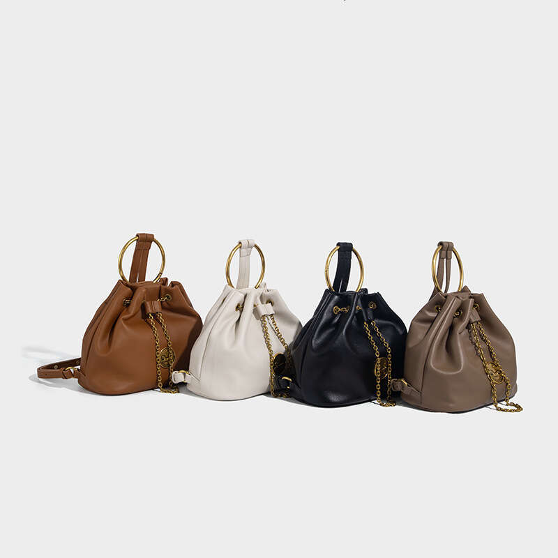 Designer Bucket Bag Circular Drawstring Backpack 2025 New Women's Fashion Chain Bags Simple Commuter