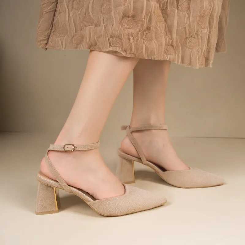 Summer New Pointed Fashion One Line Buckle Style Shallow Mouth Sandals Womens Comfortable Banquet Shoes High Heel Pumps W250814