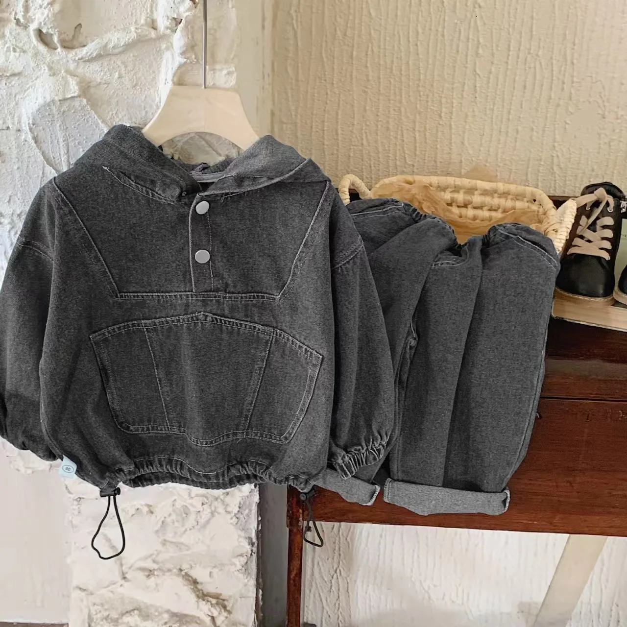 Spring Baby Denim Clothes Set Solid Infant Girls Cute Denim Hoodie Jeans 2pcs Suit Long Sleeve Toddler Outfits 250813