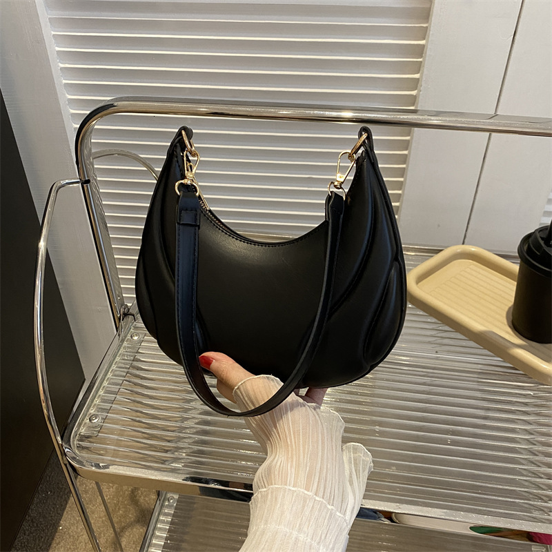 Luxury Brand Designer Bag Textured Embossed French Style Underarm Bag For Women 2024 New Fashion Trendy Shoulder Bag Fashion Versatile Commuter Crossb