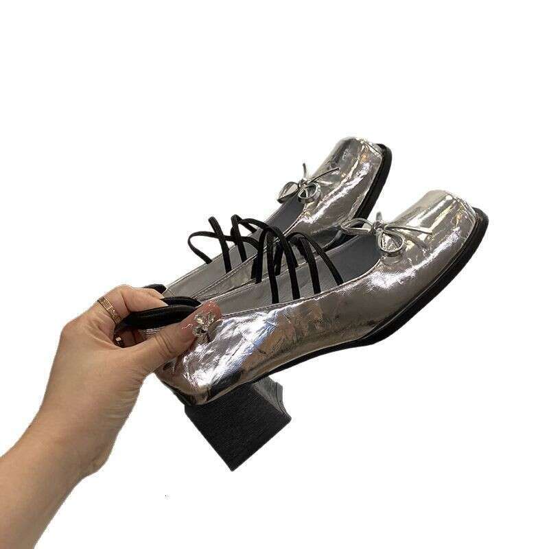 French Style Square Toe Ballet Flats Small Leather 2025 New Bowknot Shallow Mouth Chunky Heel Mary Jane Shoes for Women