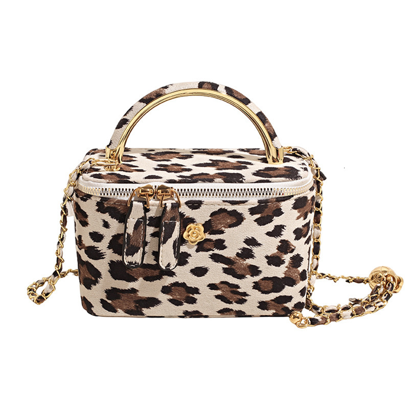 Luxury Brand Designer Bag Handbag Korean Fashion Leopard Print Stylish Versatile Chain Shoulder Bag Large Capacity Commuter Lipstick Crossbody Bag