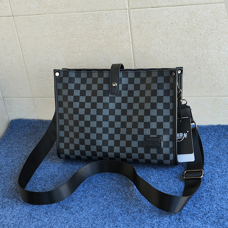 Luxury Brand Designer Bag Trendy Men's Bag Retro Student Backpack Trendy Single Shoulder Crossbody Bag Ipad Men's Bag Business Casual Leathe