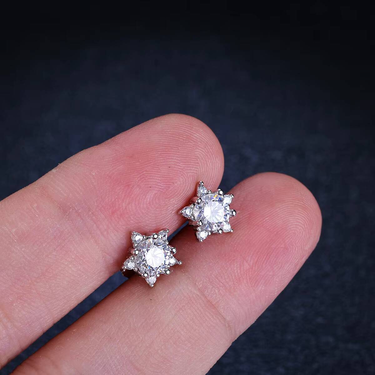Fashion Sterling Sier Moissanite Claw Setting Five-pointed Star Stud Earrings for Party Girls Fine Jewellery Gift