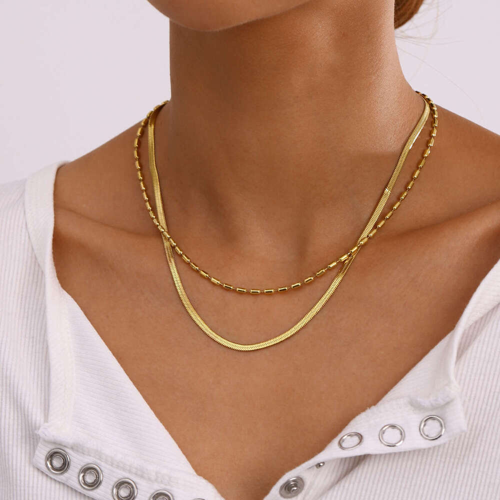 Designer for Women Layered Titanium Necklace Non-Fad Jewelry Light High-End Clavicle Chain Stainless Steel Accessories