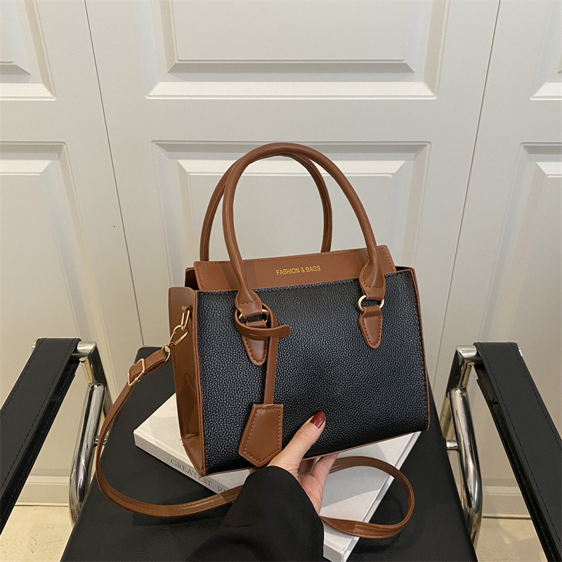 Luxury Brand Designer Bag Elegant Versatile Bag For Women 2025 New Fashionable Simple Casual Handbag Shoulder Tote Crossbody Bag