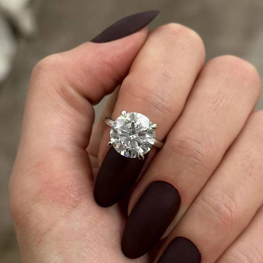 0.5-4Carat Brilliant Round Cut Moissanite Engagement Ring for Women 925 Silver 4-prong Set Solitaire Diamond Wedding Rings