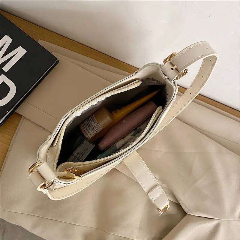 Hot Selling Women's Underarm Fashion Solid Color Minimalist Elegant Shoulder Bags For Women Hand Bag Ladies Designer Bags