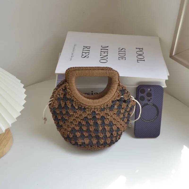 New Niche Design Retro Paper Rope Crochet Women's Straw Bag Bohemian Handmade Woven Tote Summer Beach Vacation Handbag Female high-quality