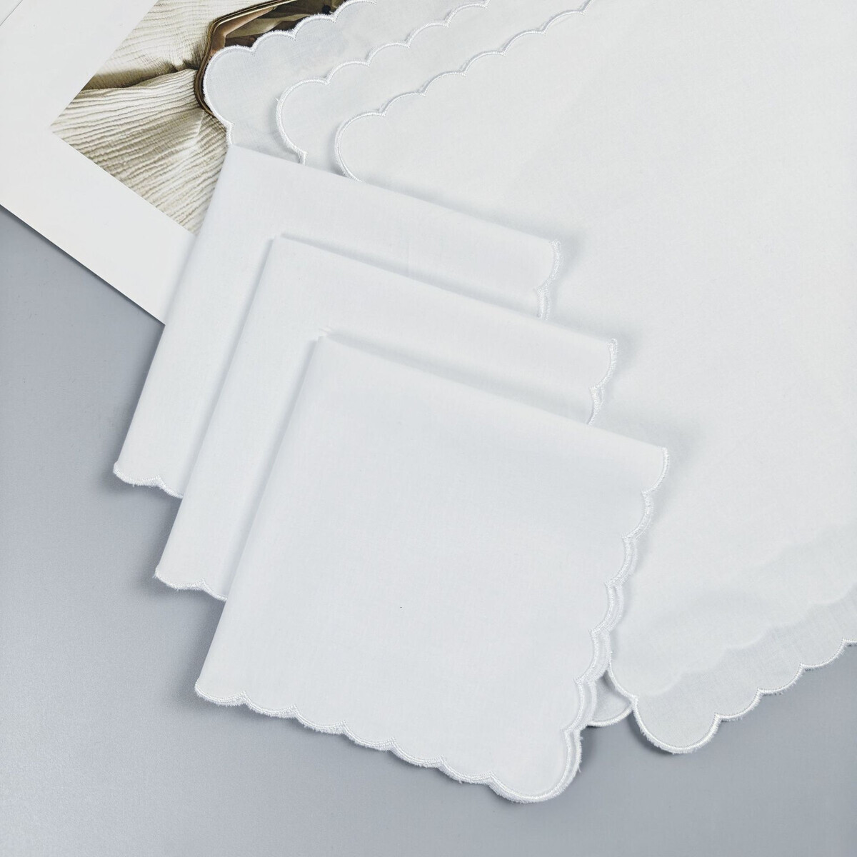 Wedding season Christmas 28cm * 11in white pure cotton embroidered moon edge handkerchief combed cotton 5/10PCS