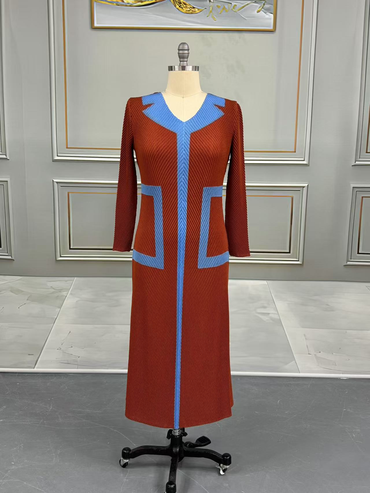 Women's Dresses Chic Full-Length Tunic with Ruched Design for Fashionable Outfits by Number 7108