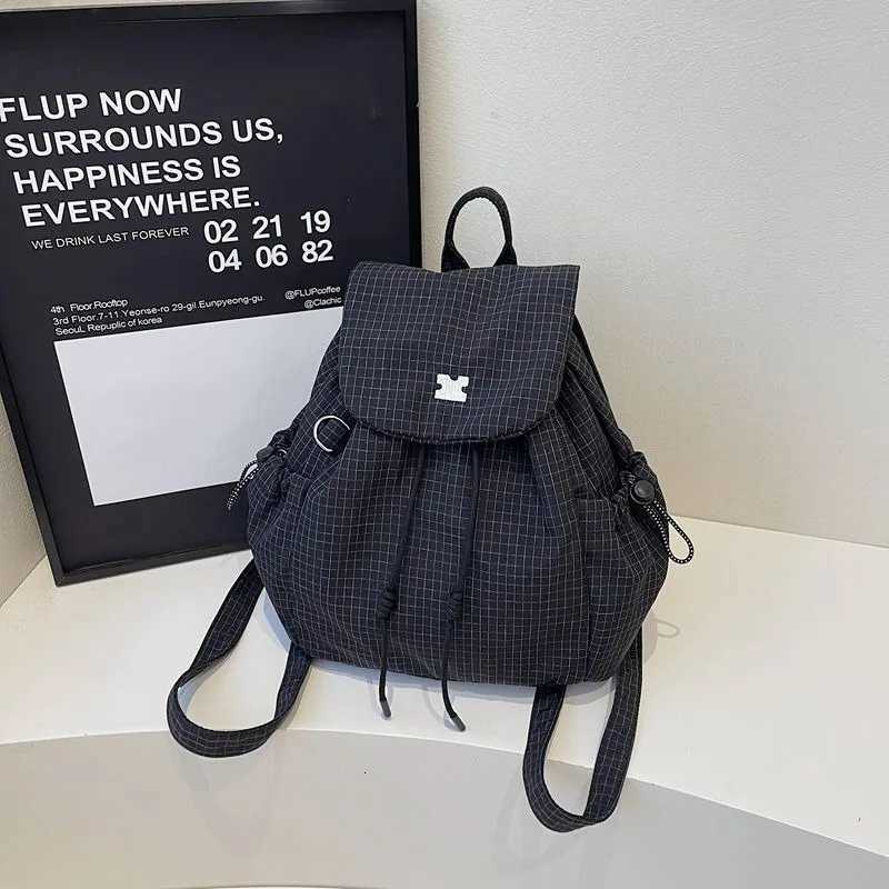 2025 New Womens Split Type Grid Canvas Mountaineering Bag College Double Shoulder Casual Backpack Single Shoulder Bucket Bag XJ250814