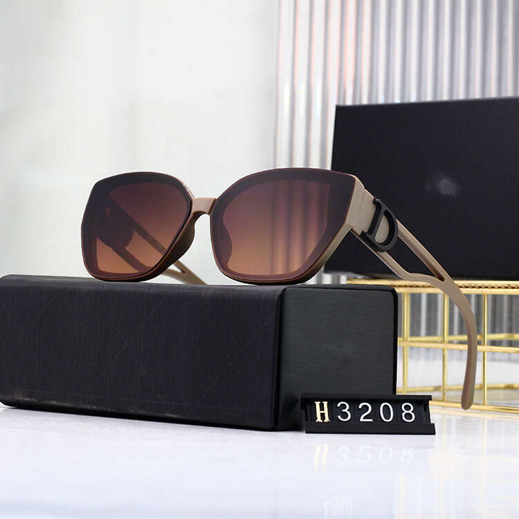 2024 new for women, trendy and high-end, popular on the internet, large frame plain glasses, street photos, sun