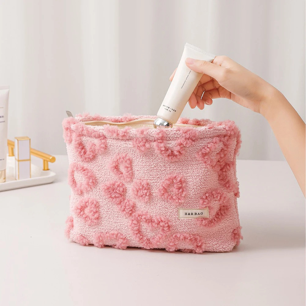 Plush Cute Pink Love Makeup Bag Portable Skincare Product Lipstick Storage Bag Hand-held Inner Bag Korean Brush Pencil Cases 250812