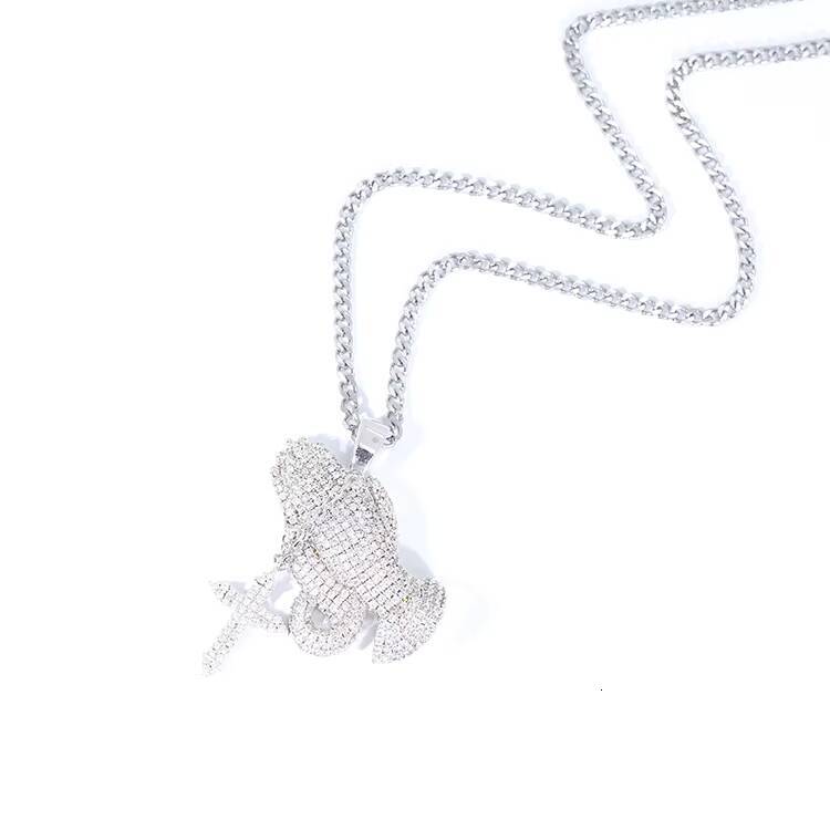 Yu Ying Fine Moissanite Rappers Jewelry Palm Moissanite Diamond Pendant Hip Hop 925 Silver Iced Out Moissanite Pendant