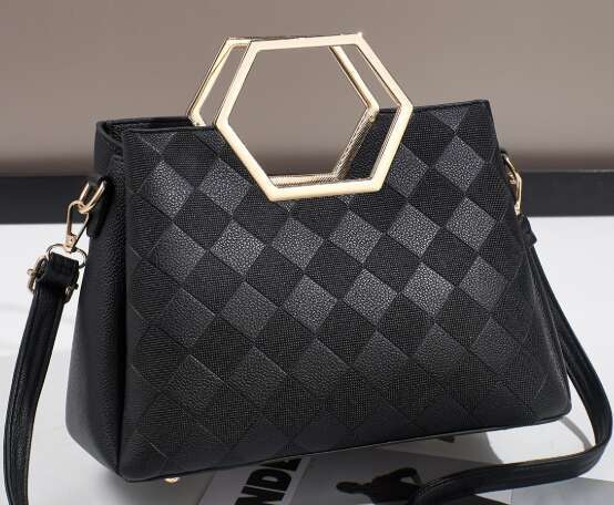 Designer bag Luxury bag New Personality Single Shoulder High-End Versatile Small Square Handbag Textured Women's Bag